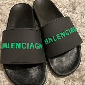 Balencaiga Pool Slides